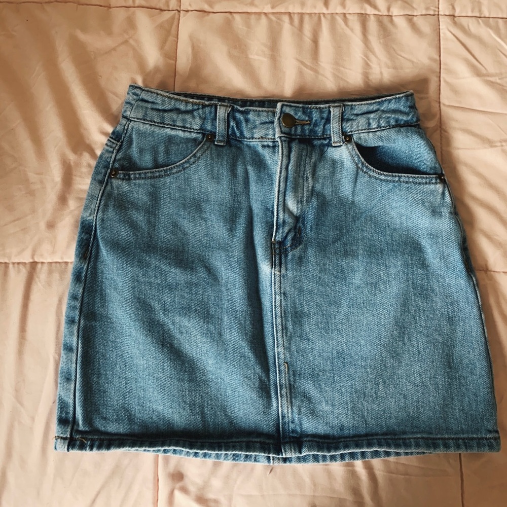 Light wash Forever 21 skirt